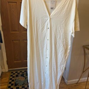 H&M Cream V-Neck Top